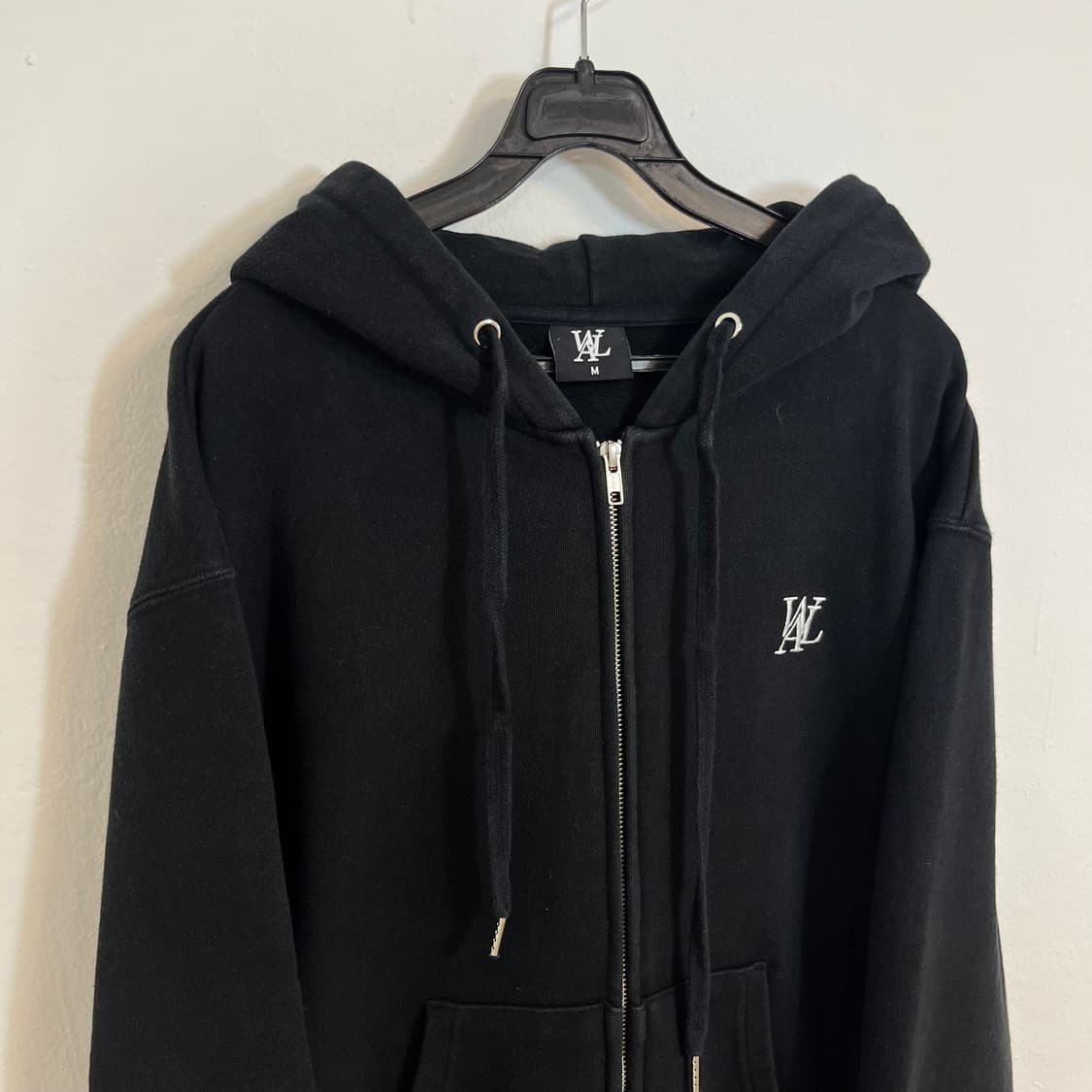 WOOALONG black hoodie zip-up 상품이미지5