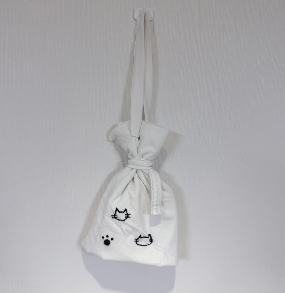 하찮고 귀여운 엉터리 고양이 가방  상품이미지1