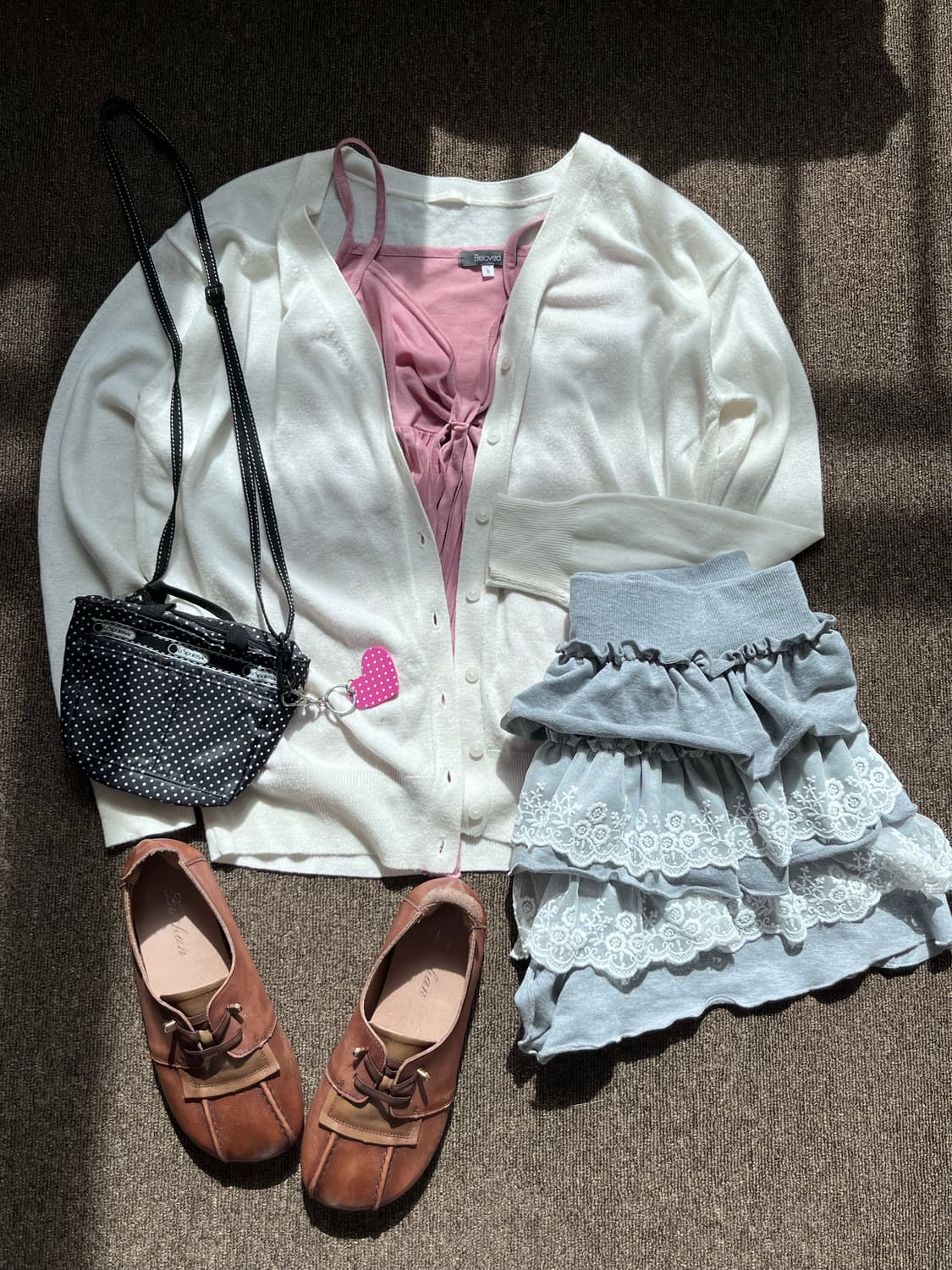 Beloved 리본 꼬임 핑크 플리츠 슬리브리스 상품이미지9