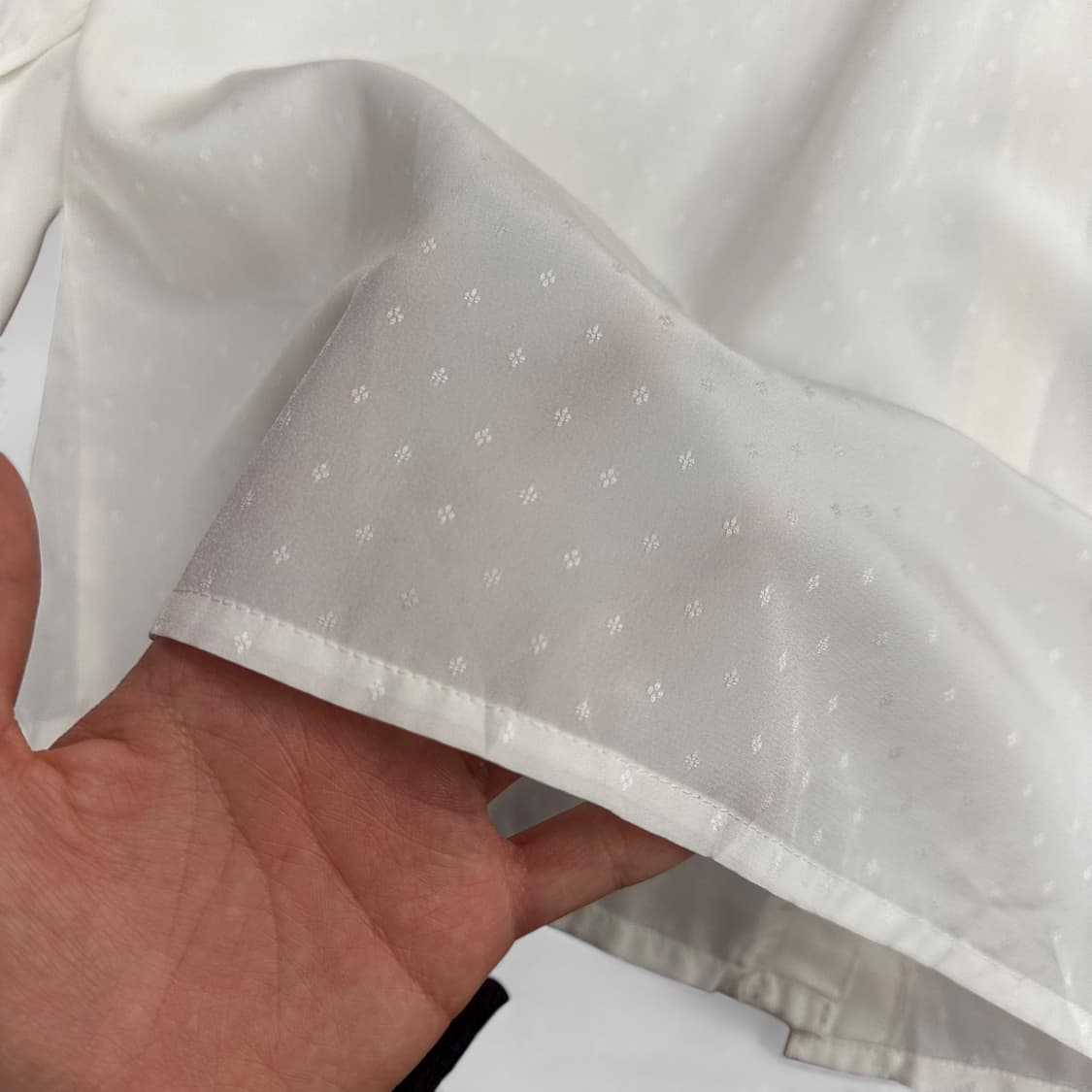 Round Collar Dot Printing Shirt 상품이미지9