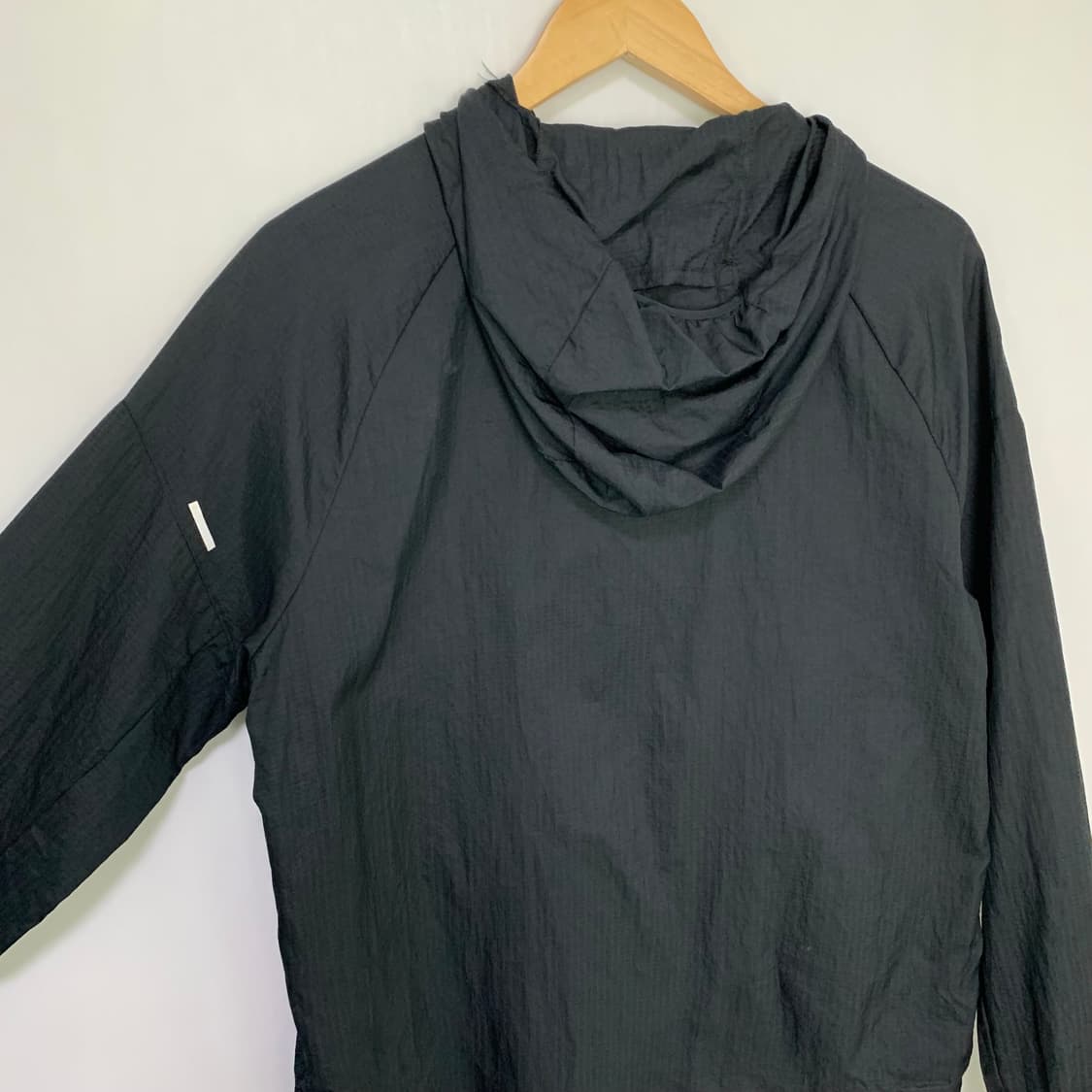 나이키 러닝 후드 바람막이 M 남녀공용 블랙 빈티지 상품이미지8