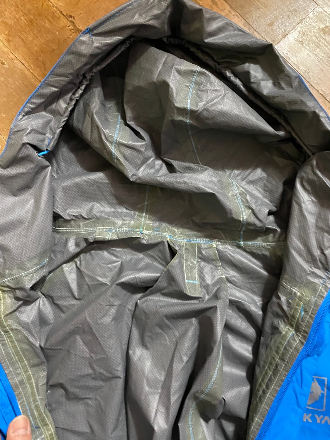 블랙야크 블루 레인코트 (105) 상품이미지4