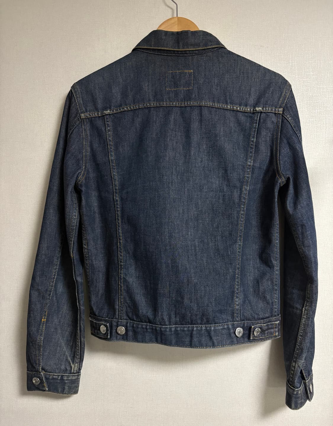 헬무트랭 데님 트러커 자켓 상품이미지3