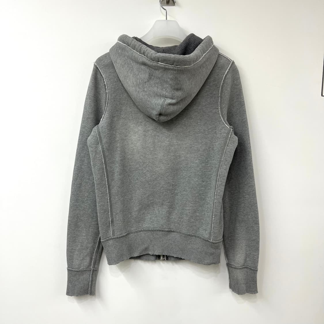 아베크롬비 버건디 자수로고 그레이 후드집업 상품이미지3