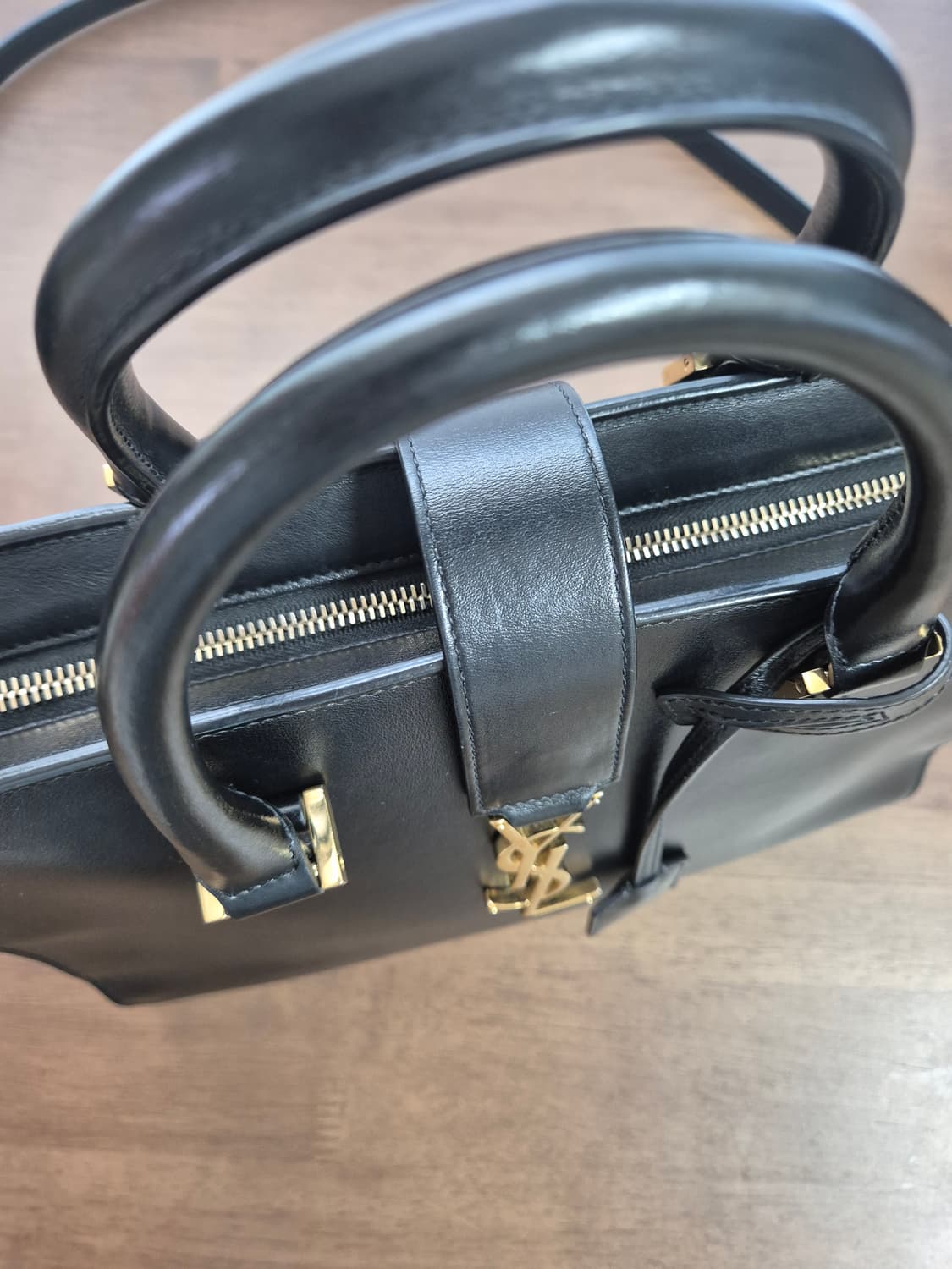 생로랑 카바스백 스몰사이즈 상품이미지7