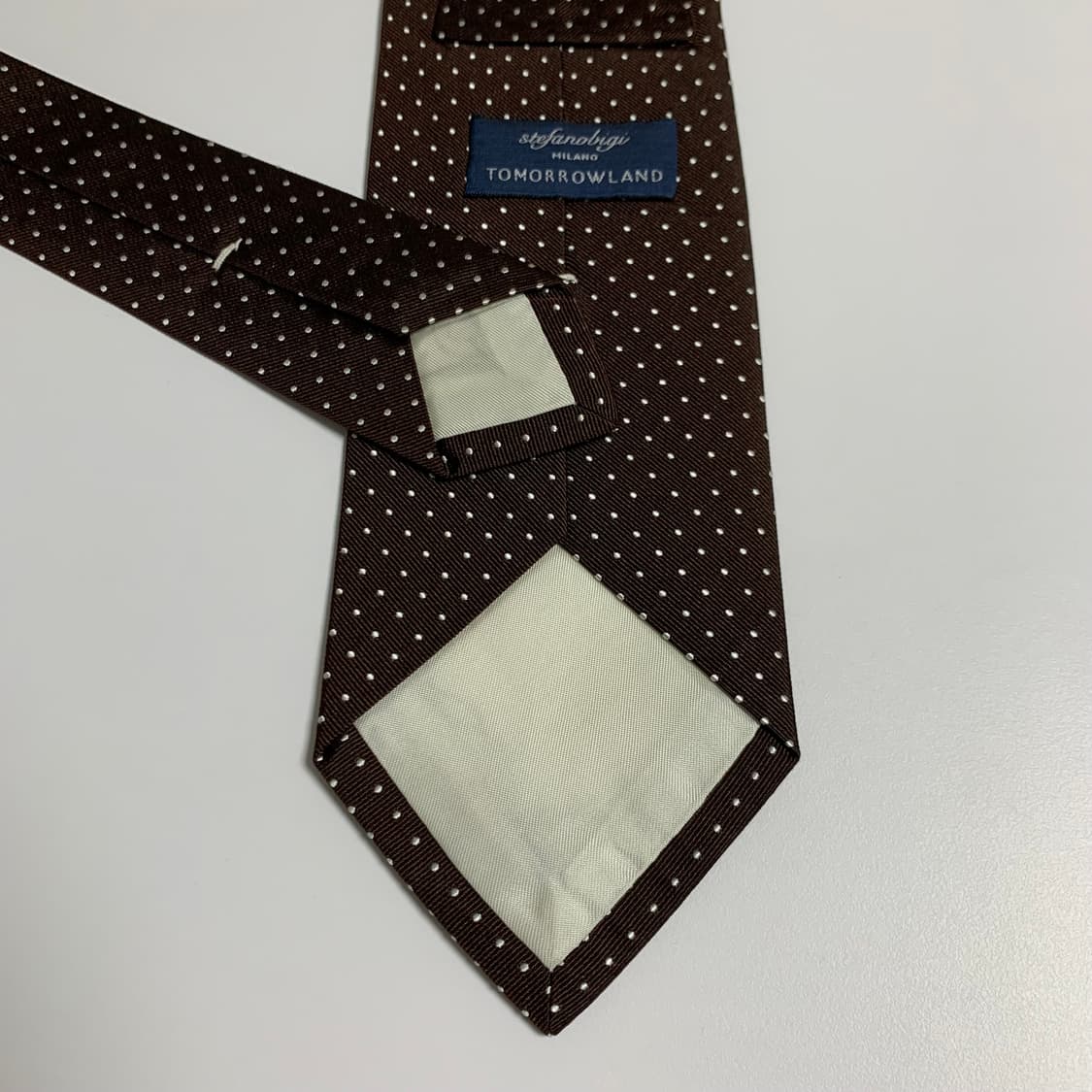 스테파노비지 x 투모로우랜드 브라운 도트 실크 넥타이 이탈리아제 최상급 상품이미지6
