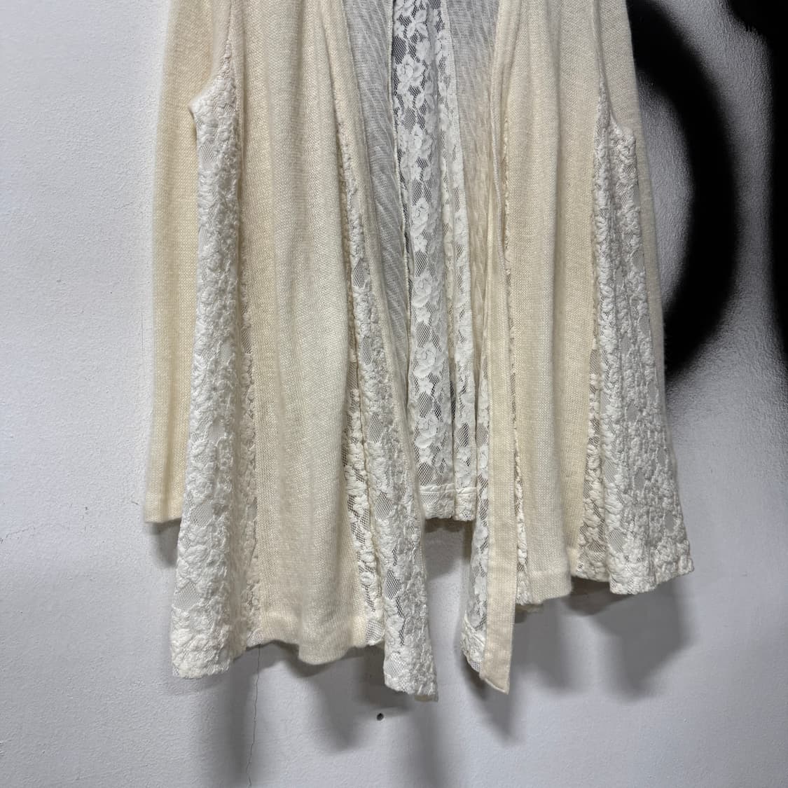 VTG 빈티지 아이보리 레이스 레이어드 플레어 니트 가디건 상품이미지4