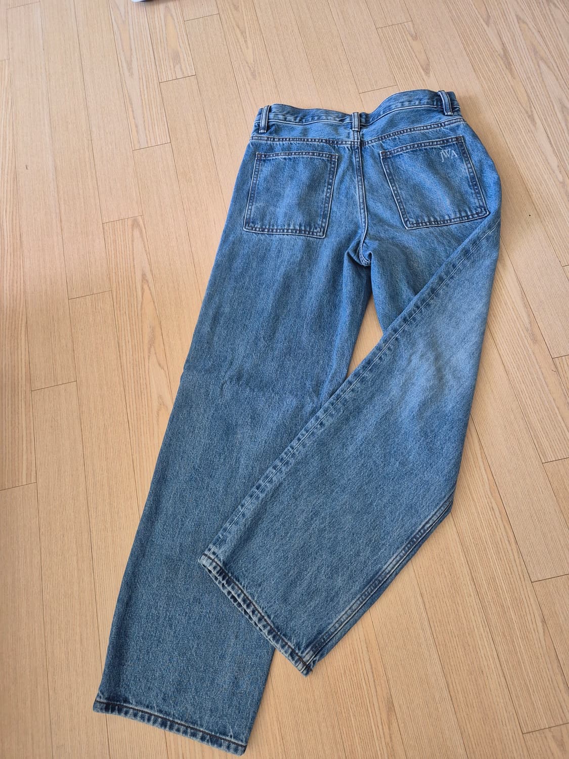 유니클로 J.W. Anderson 콜라보 데님 상품이미지4