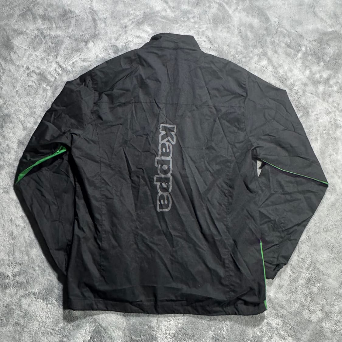 카파 블랙/그린 빈티지 바람막이 상품이미지4