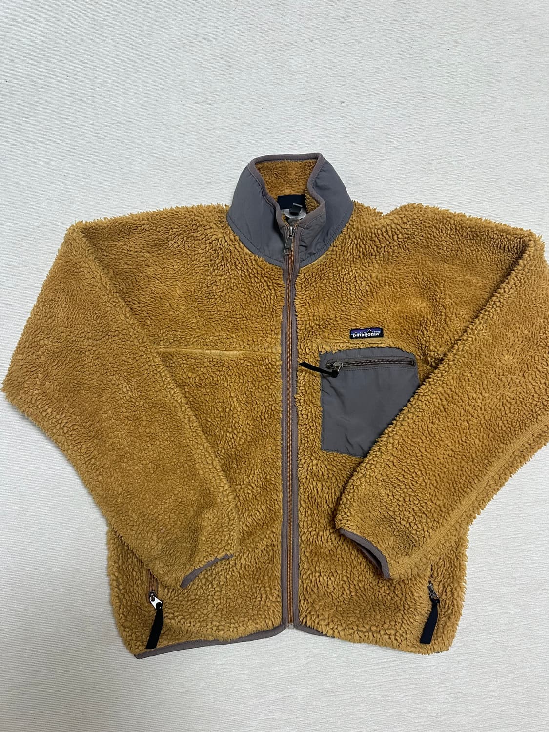 (S)파타고니아 빈티지 딥파일 골드 상품이미지2