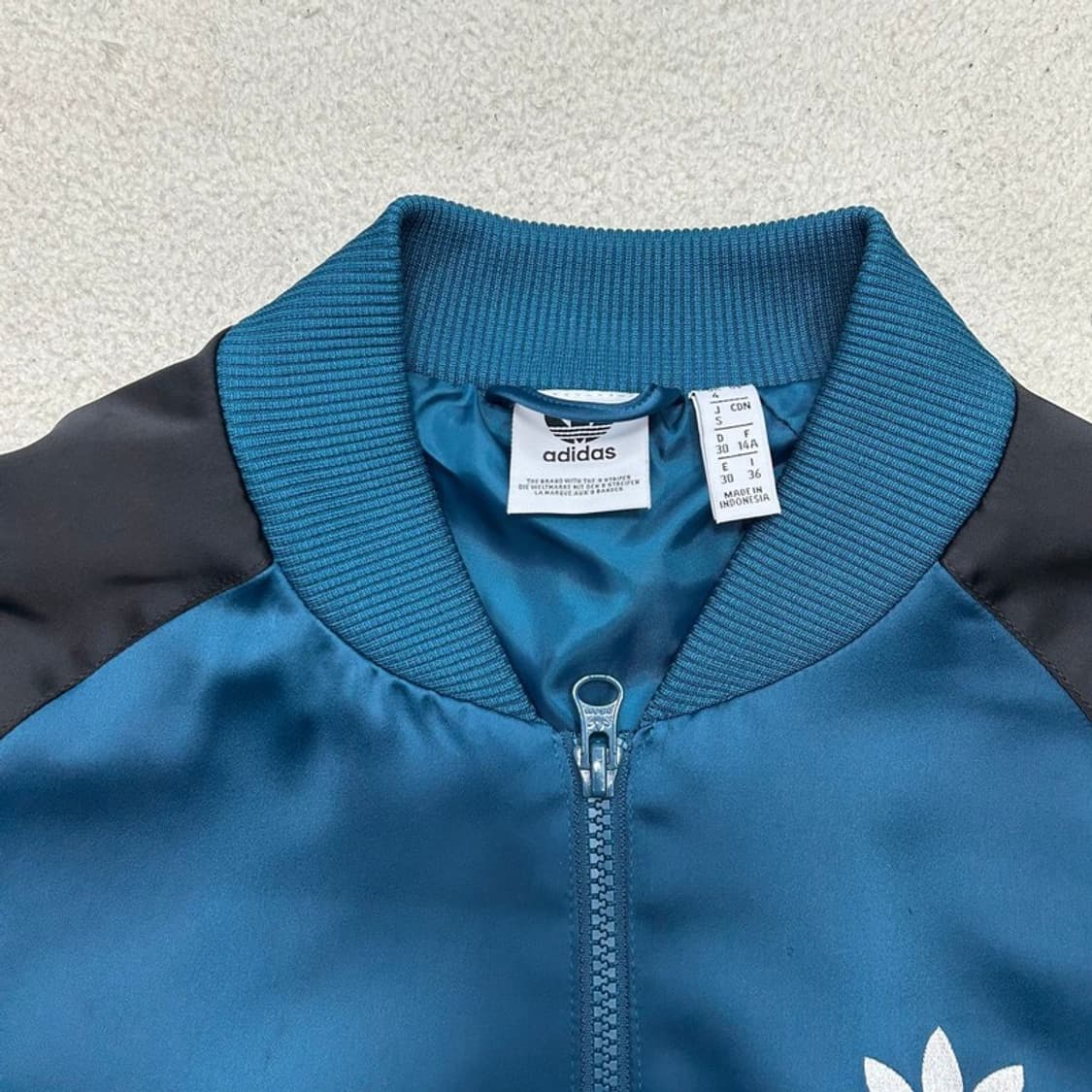 아디다스 오리지널스 새틴 봄버 트랙 재킷 블루 UK 4 상품이미지5