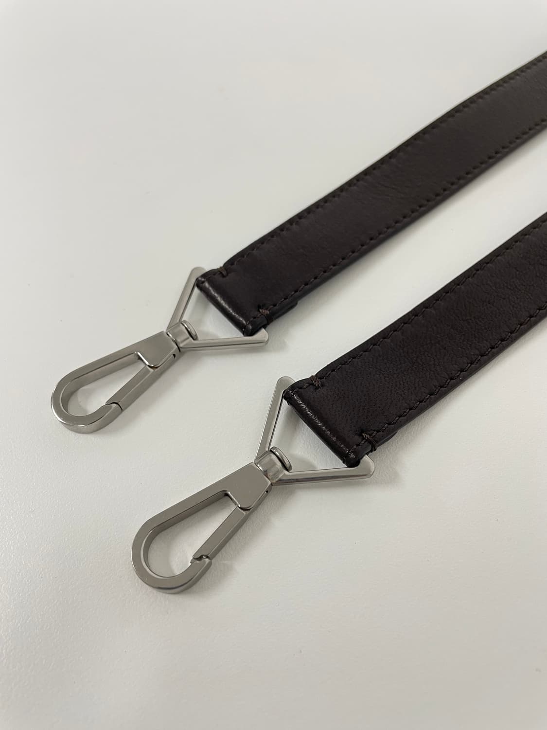 새상품 보테가 베네타 테디 시어링 레더 벙어리 장갑 라벤더 컬러 상품이미지2