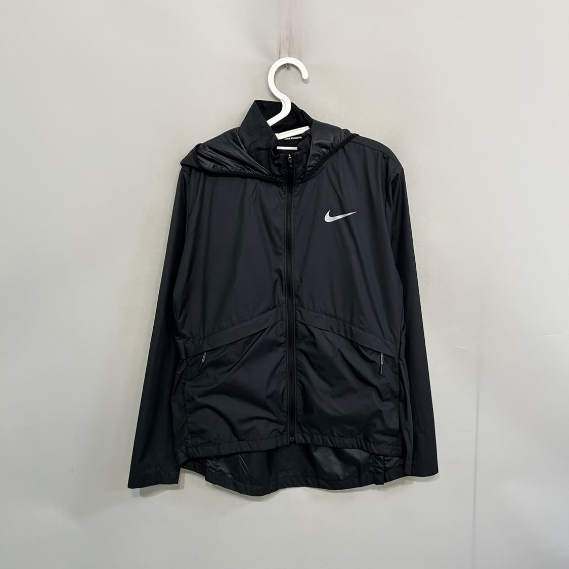나이키 여성 러닝 바람막이 L 90 상품이미지1