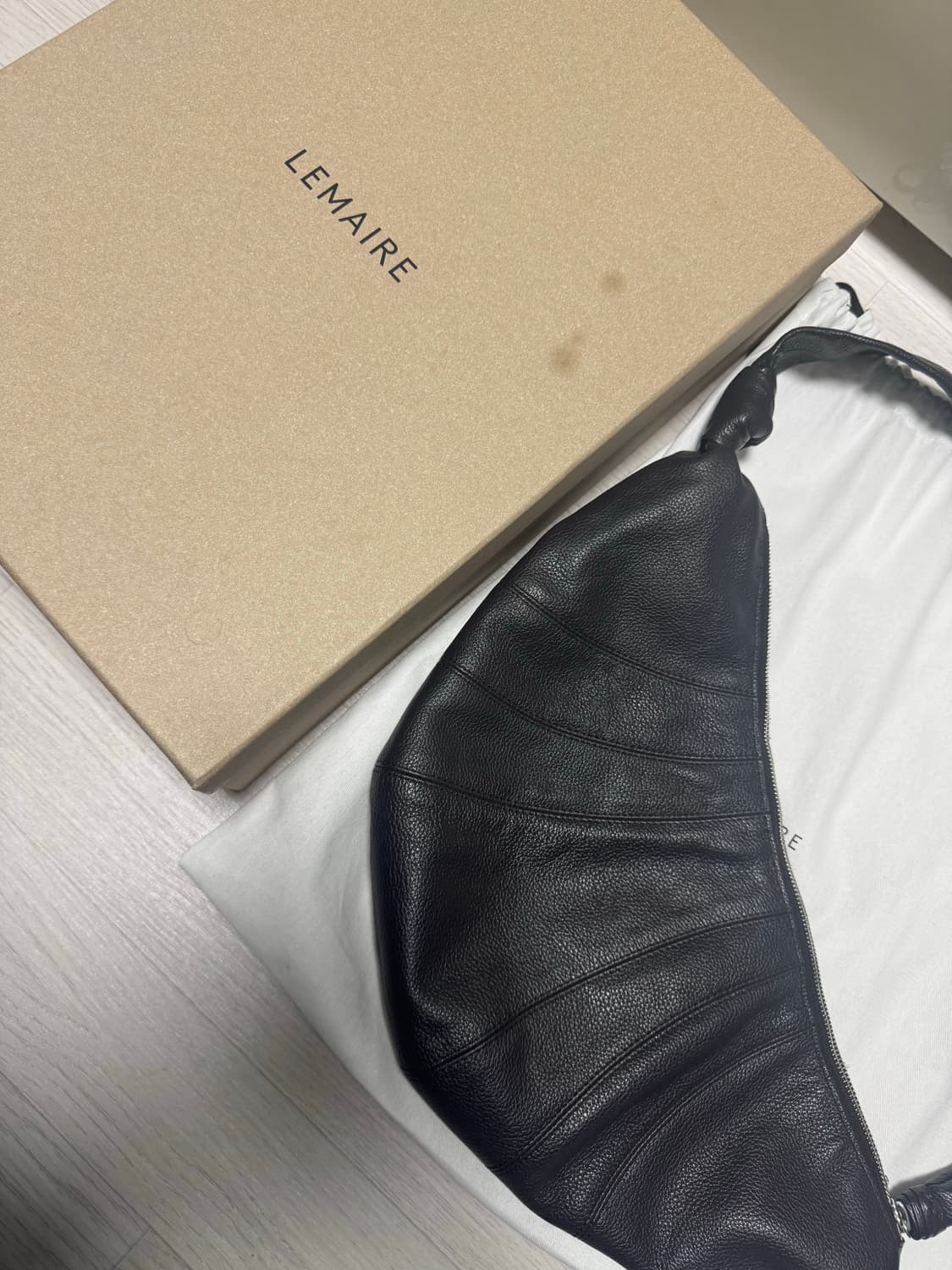 르메르 크루아상백 미디움 블랙(소가죽) 상품이미지3