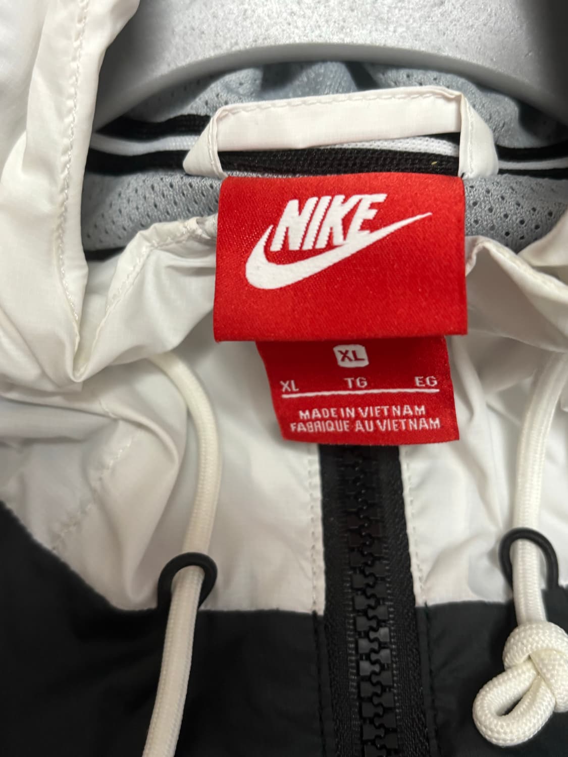 나이키 윈드러너 바람막이 상품이미지3