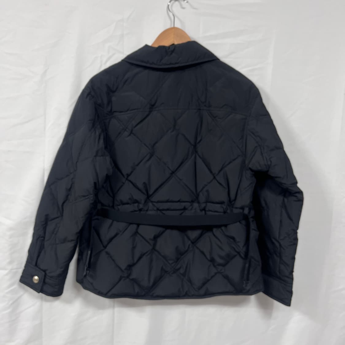 시슬리 푸딩 벨티드 셔킷형 구스다운 숏패딩 상품이미지5