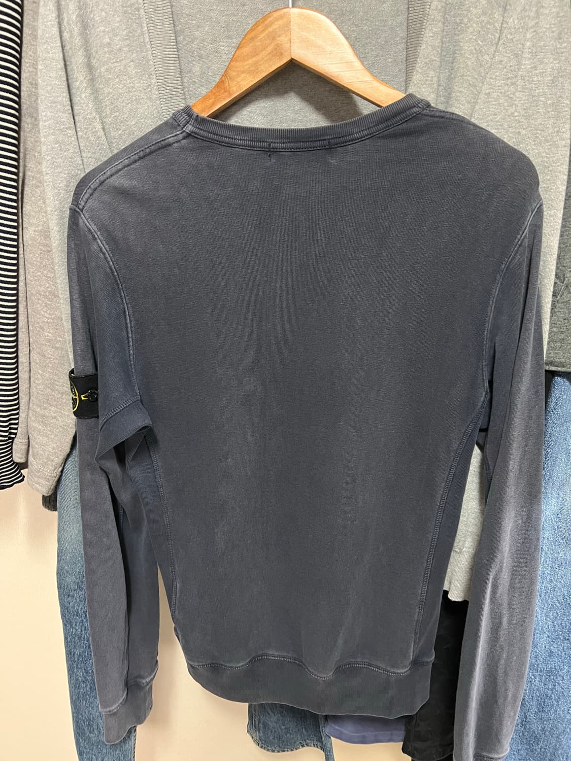 스톤아일랜드 맨투맨 상품이미지2