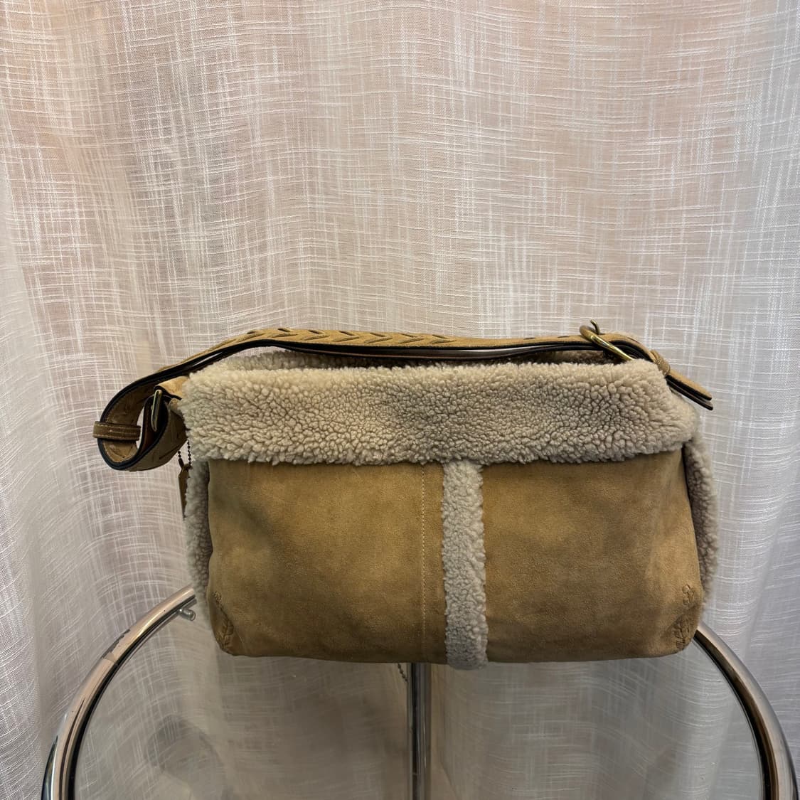 정품 코치 양털 스웨이드 숄더백     상품이미지4