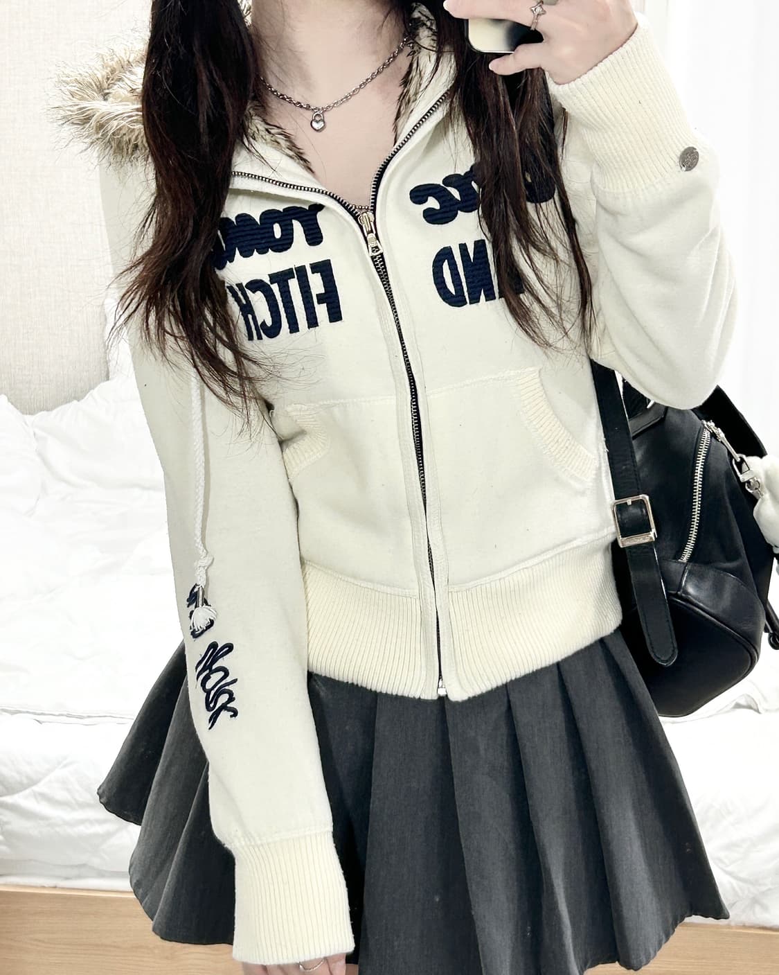 아베크롬비 크림 빅로고 울프죠 후드집업 상품이미지3