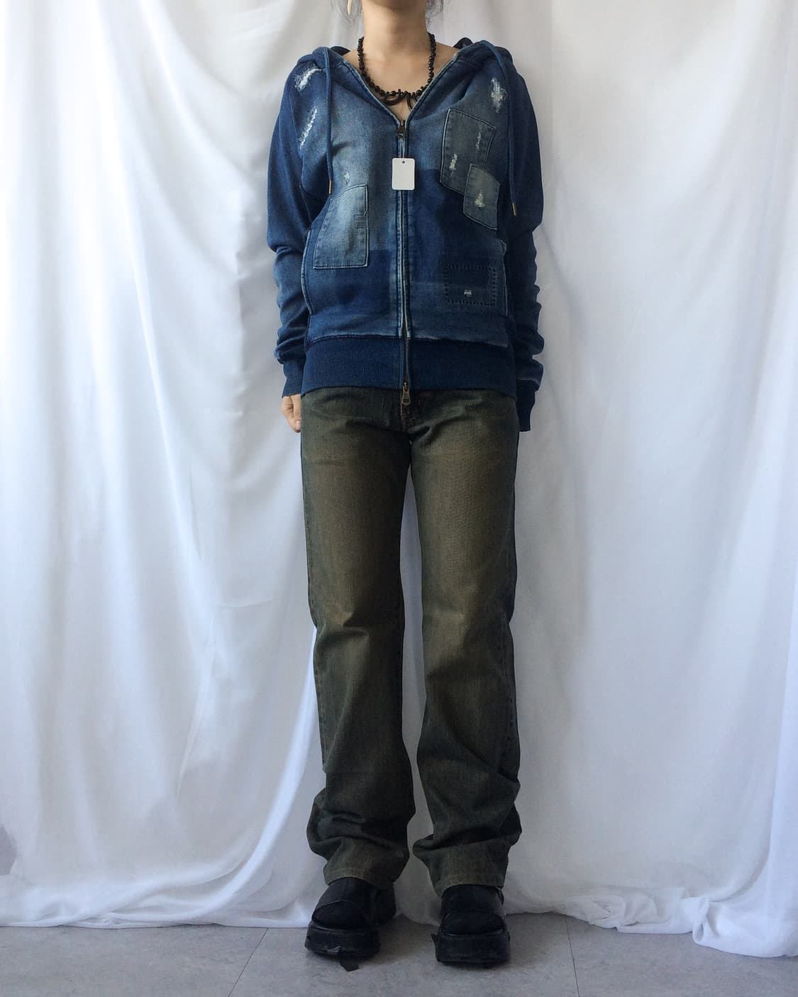 Patch damage point hood zip up 상품이미지1