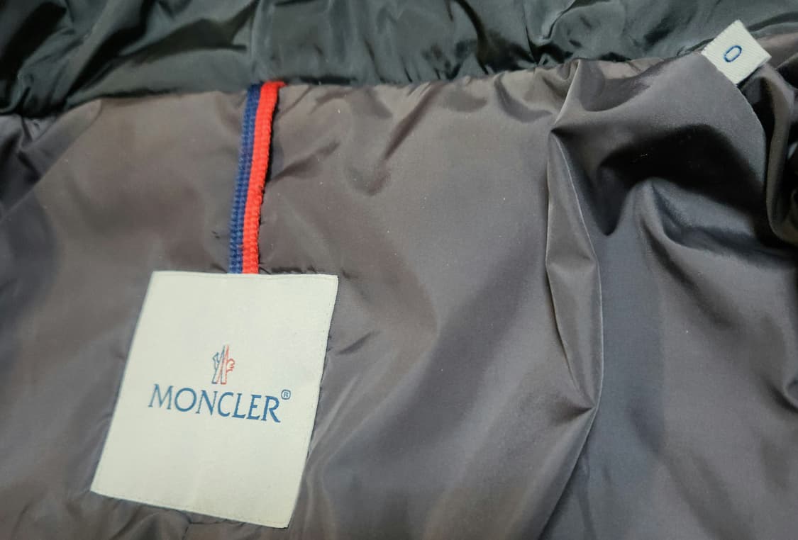 [정품] 몽클레어 패딩 자켓 코발트 경량 0 (여성용) 새상품급 한정판 상품이미지6