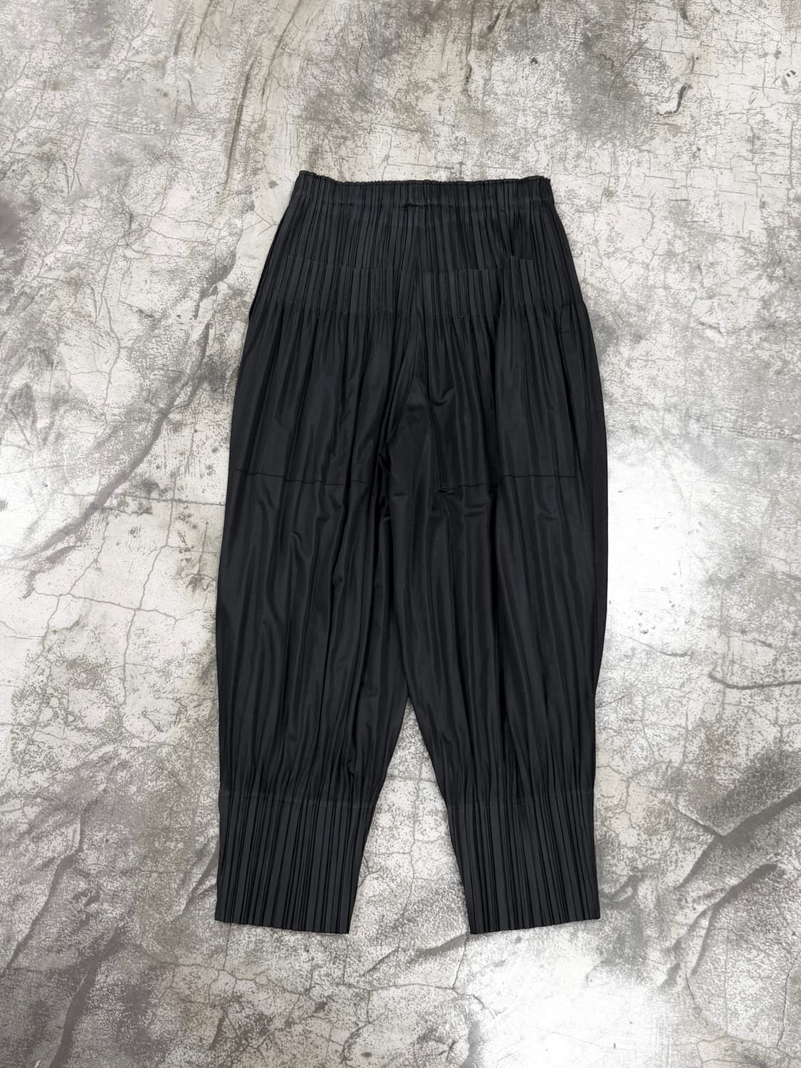 플리츠플리즈 플러피 베이직 와이드 팬츠 상품이미지3