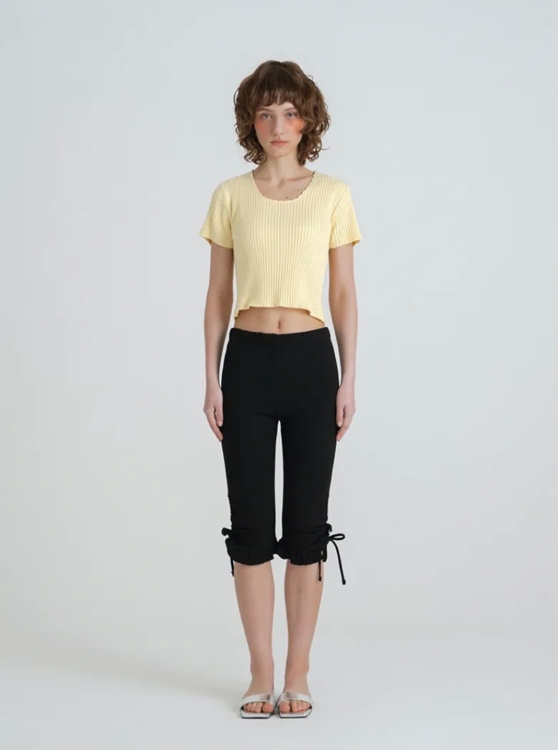 위드아웃썸머 withoutsummer 퓨터 프릴 바이커팬츠 블랙 블마디브 상품이미지2