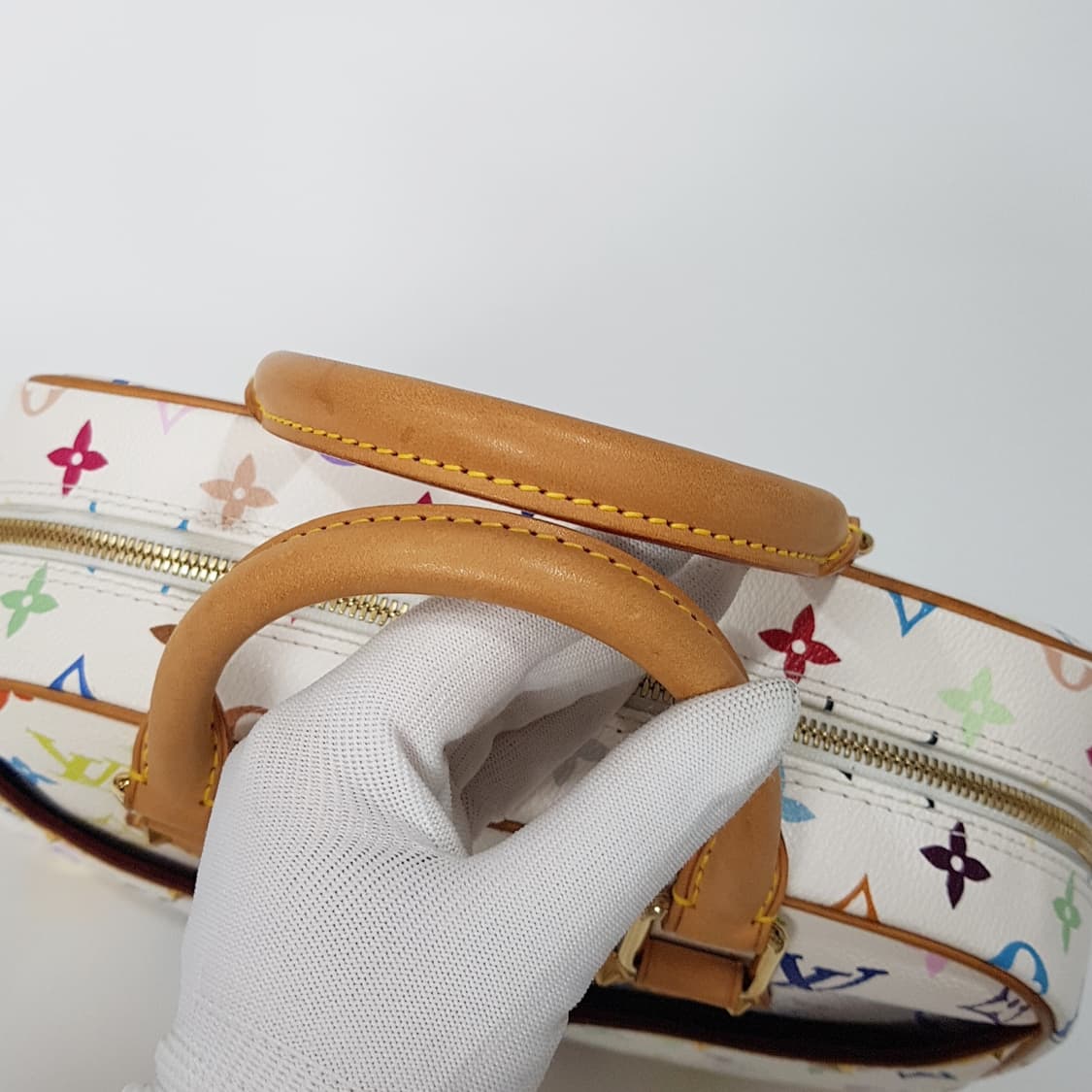 루이비통 M92663 모노그램 멀티 화이트 트루빌 토트백 상품이미지7