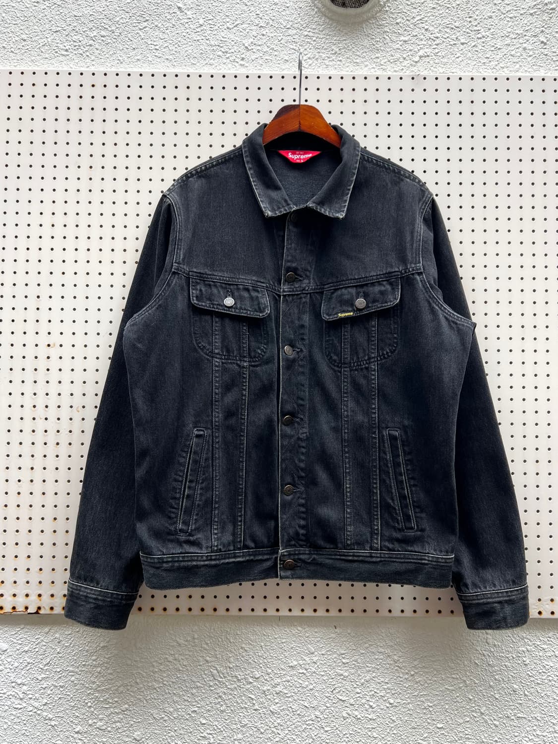 14ss Supreme Playboy 슈프림 플레이보이 데님트러커자켓 상품이미지2