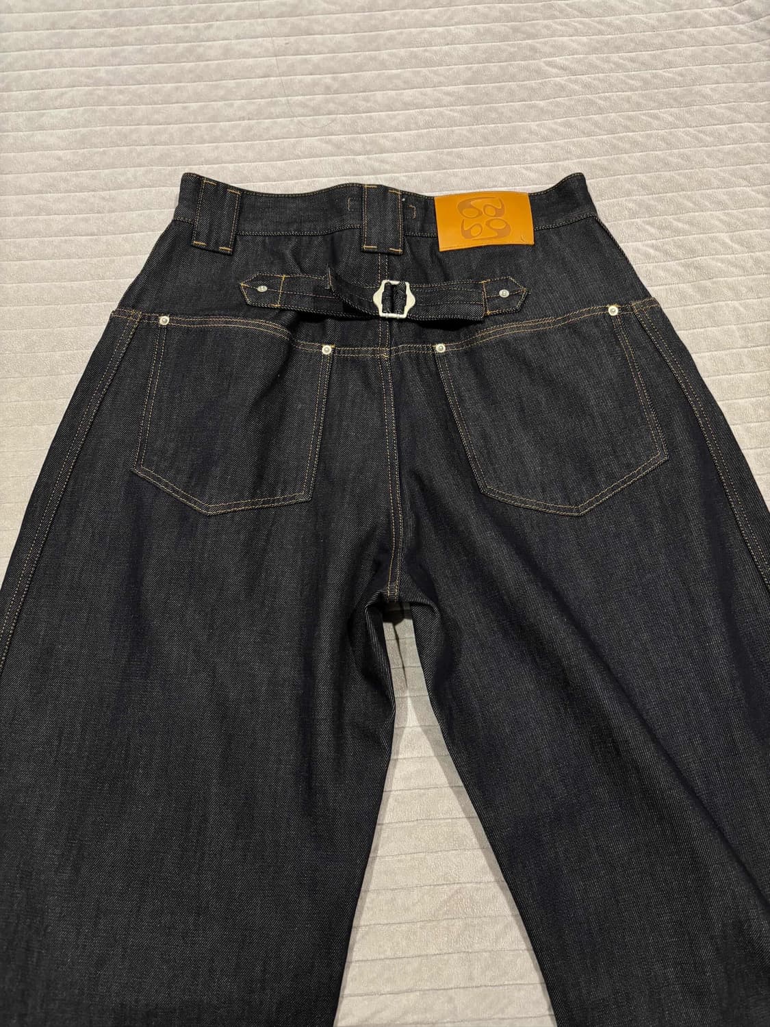 9999아카이브 테크니컬 커브드 데님진 팝니다 상품이미지2