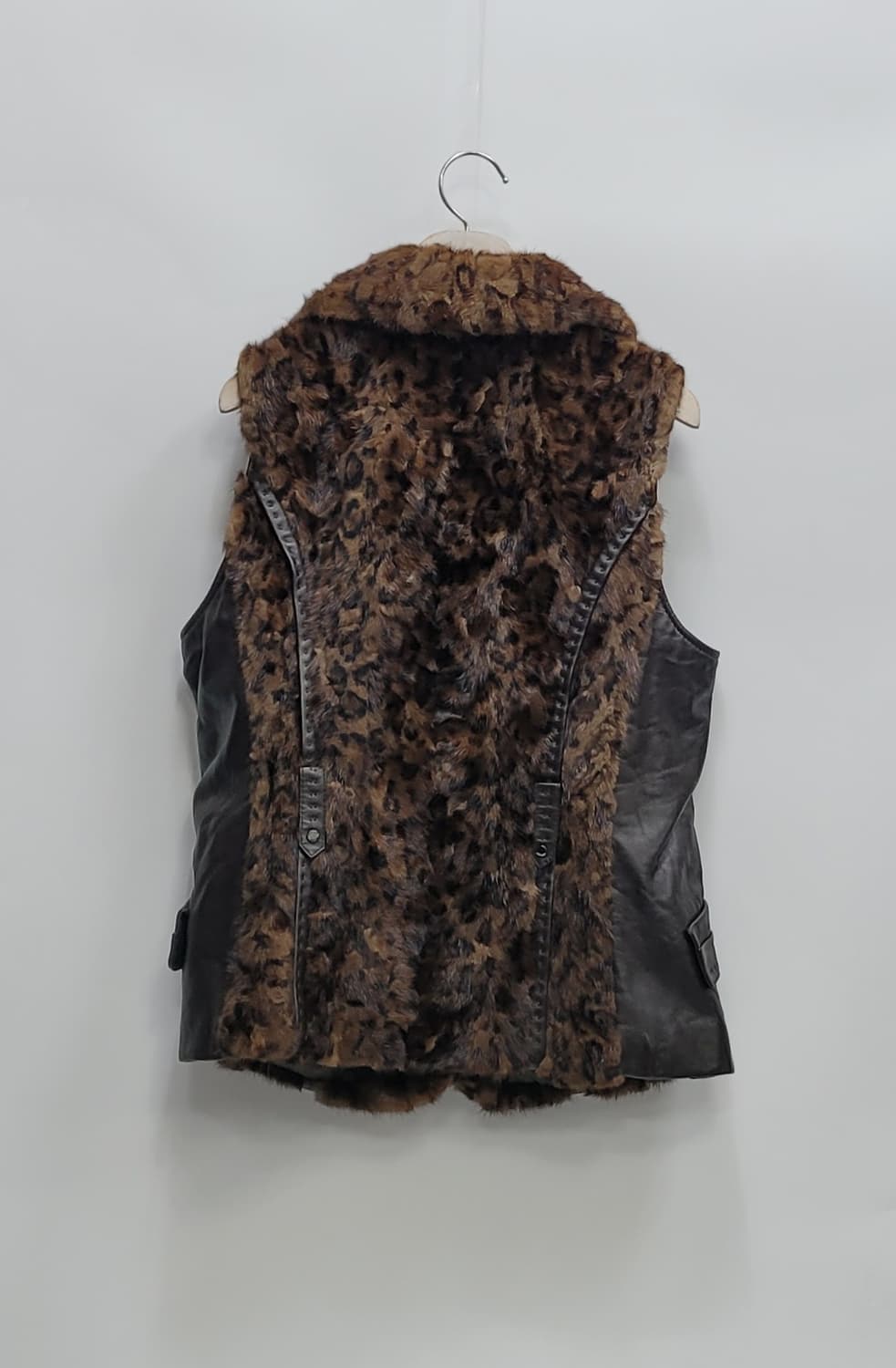 LEEGA 리가 양가죽 레오파드 밍크 베스트 / 여 85 브라운
 상품이미지2