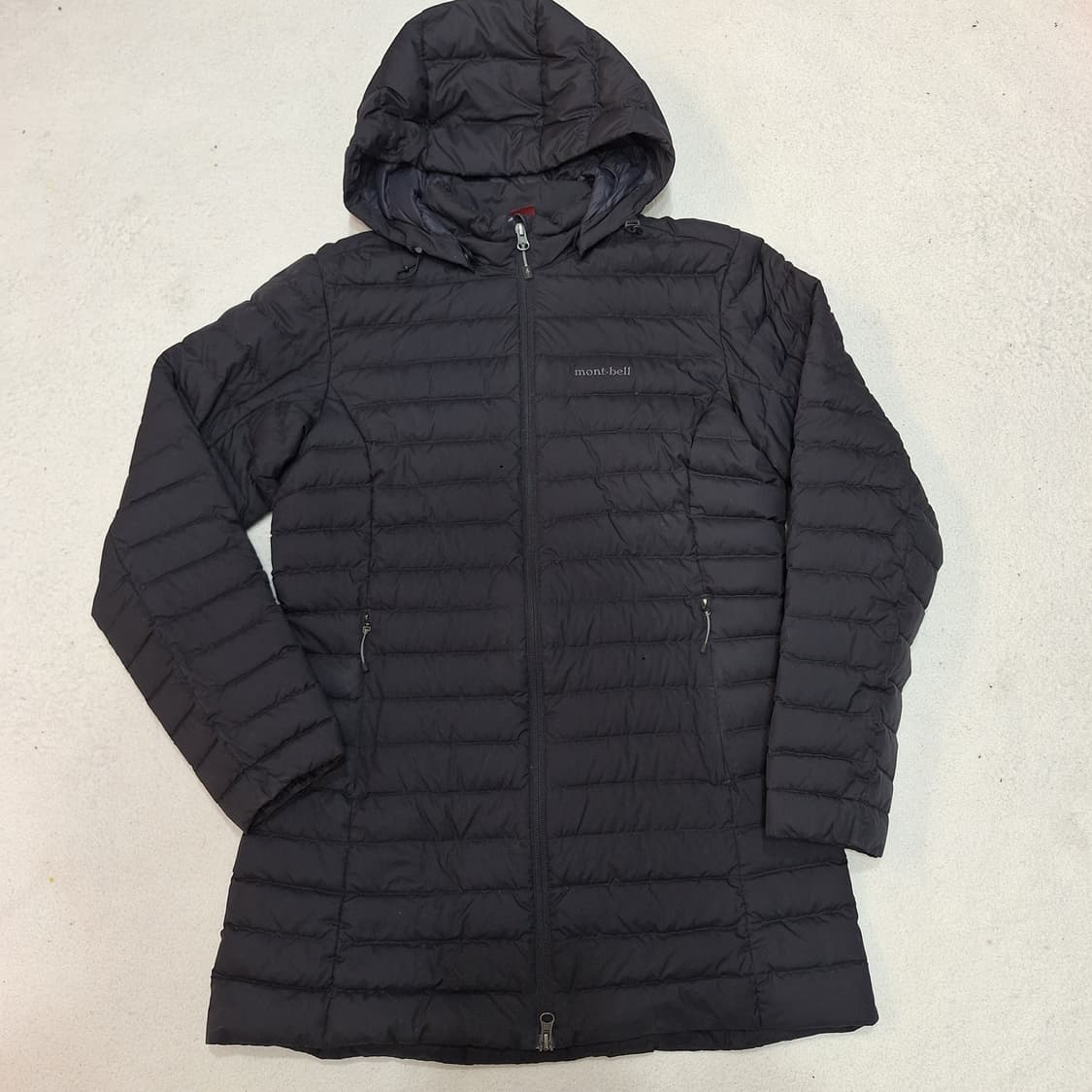 몽벨 구스경량패딩L 상품이미지1