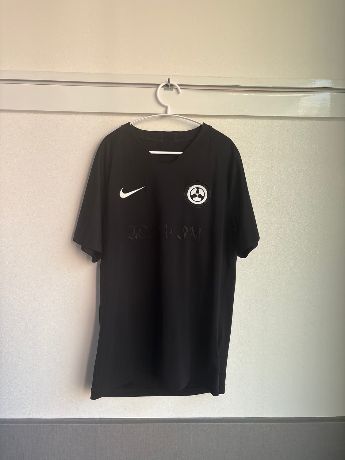 나이키 아크로님 반팔 L 상품이미지1