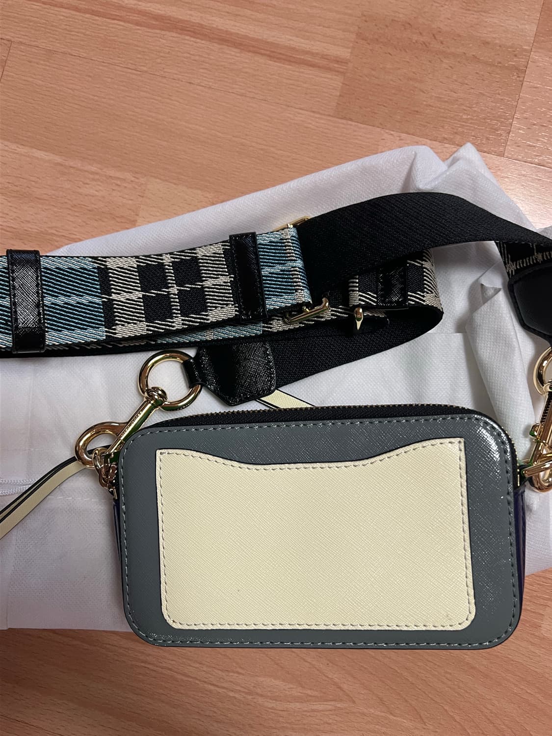 마크제이콥스 카메라백 상품이미지2