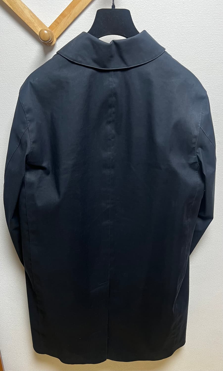 매킨토시 코트 블랙컬러 40사이즈 판매 상품이미지2