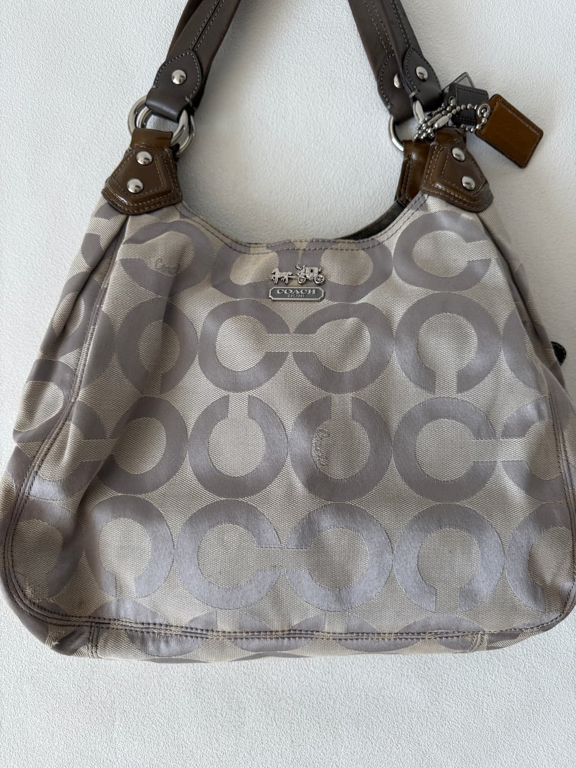 코치(Coach) 모노그램 숄더백(내외부 로고 갈라짐) 상품이미지2