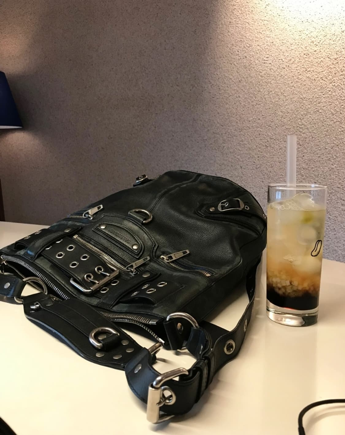 [OS] 발렌시아가 Emo 레더 버킷백 상품이미지3