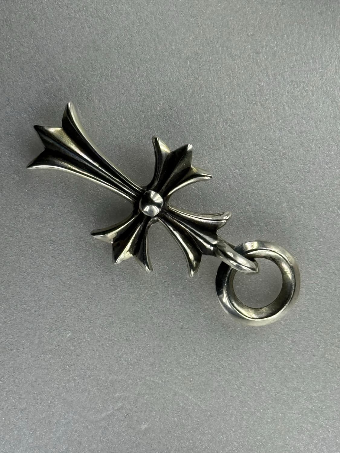 크롬하츠 타이니크로스 팬턴트 급처 상품이미지2