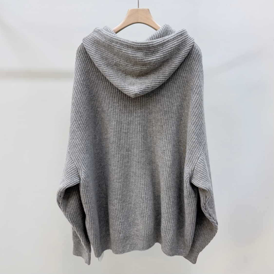 [S+급/2XL] 셀린느 리브드 울 니트 후드티 그레이 상품이미지4