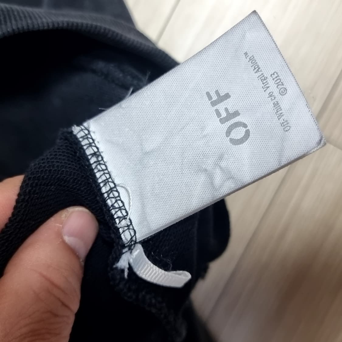 OFF-WHITE 앙상블 아플리케 후드티 블랙(프리) 상품이미지5