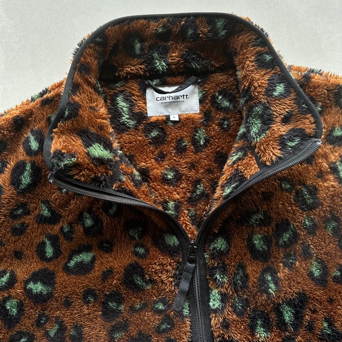 [L]칼하트 WIP 젭슨 스웻 레오파드 자켓 상품이미지9