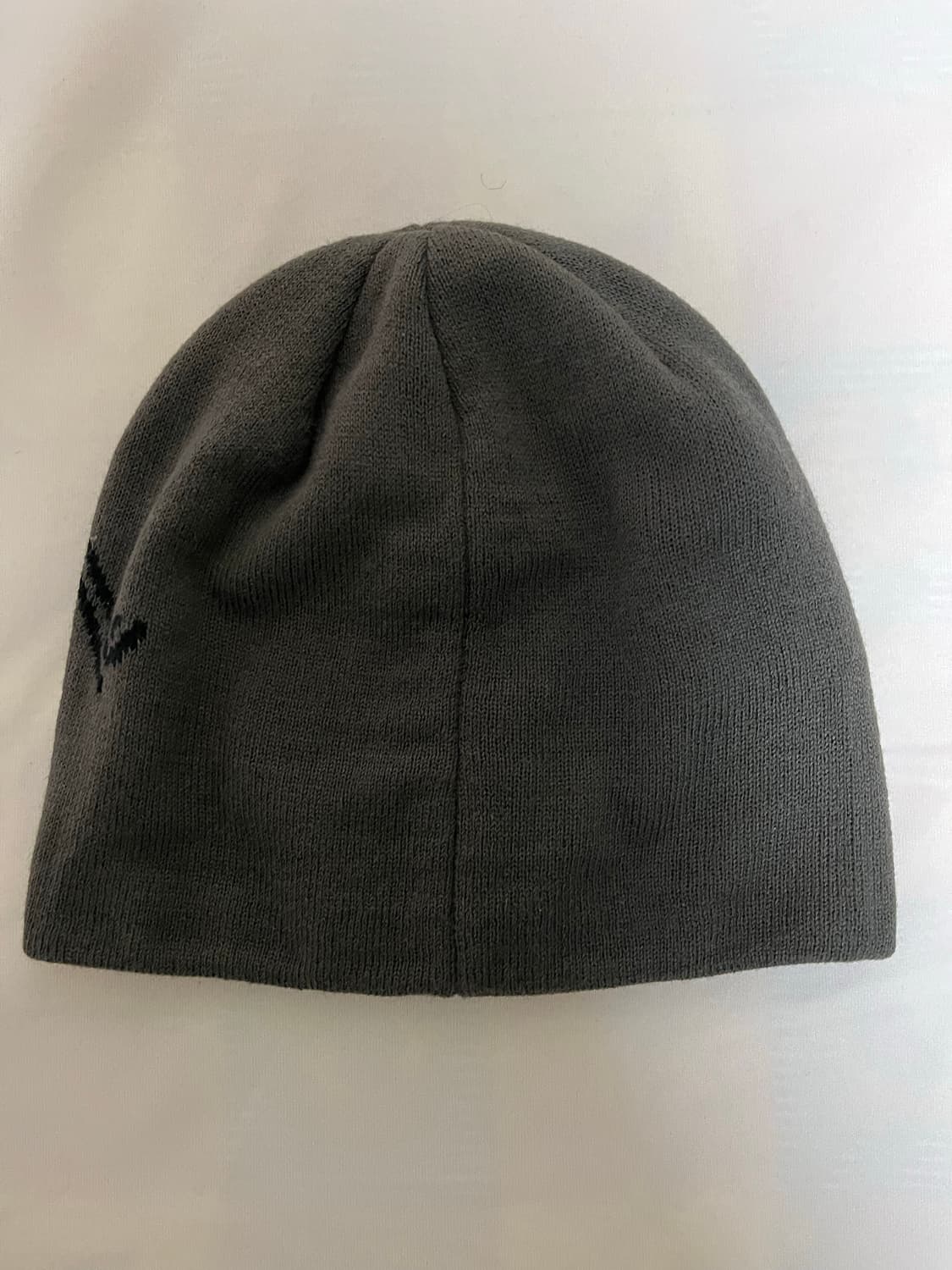 아크테릭스 버드 헤드 비니 그레이 차콜 블랙 회색 검정 모자 상품이미지2