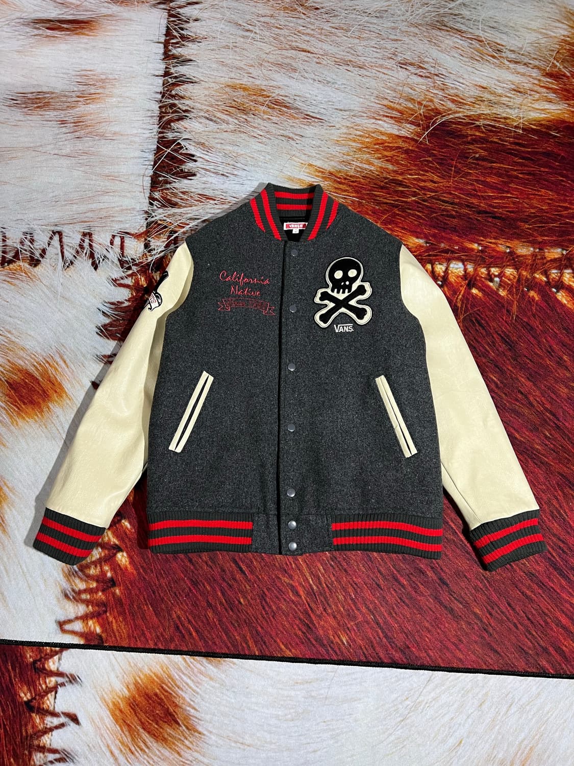 OLD VANS VARSITY JACKET 상품이미지3