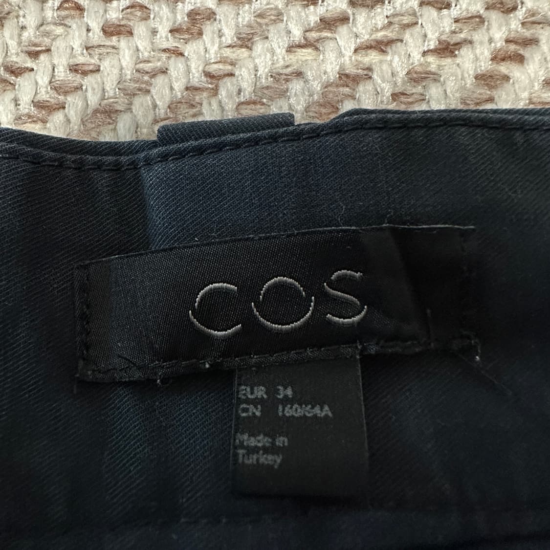 COS wide chino pants 상품이미지3