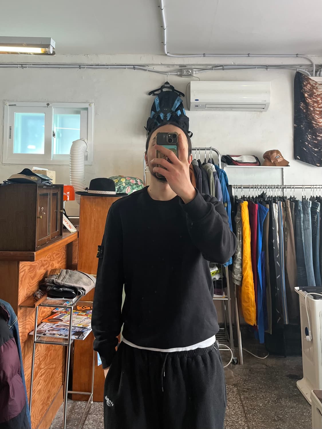 스톤아일랜드 블랙 스웻셔츠 상품이미지1