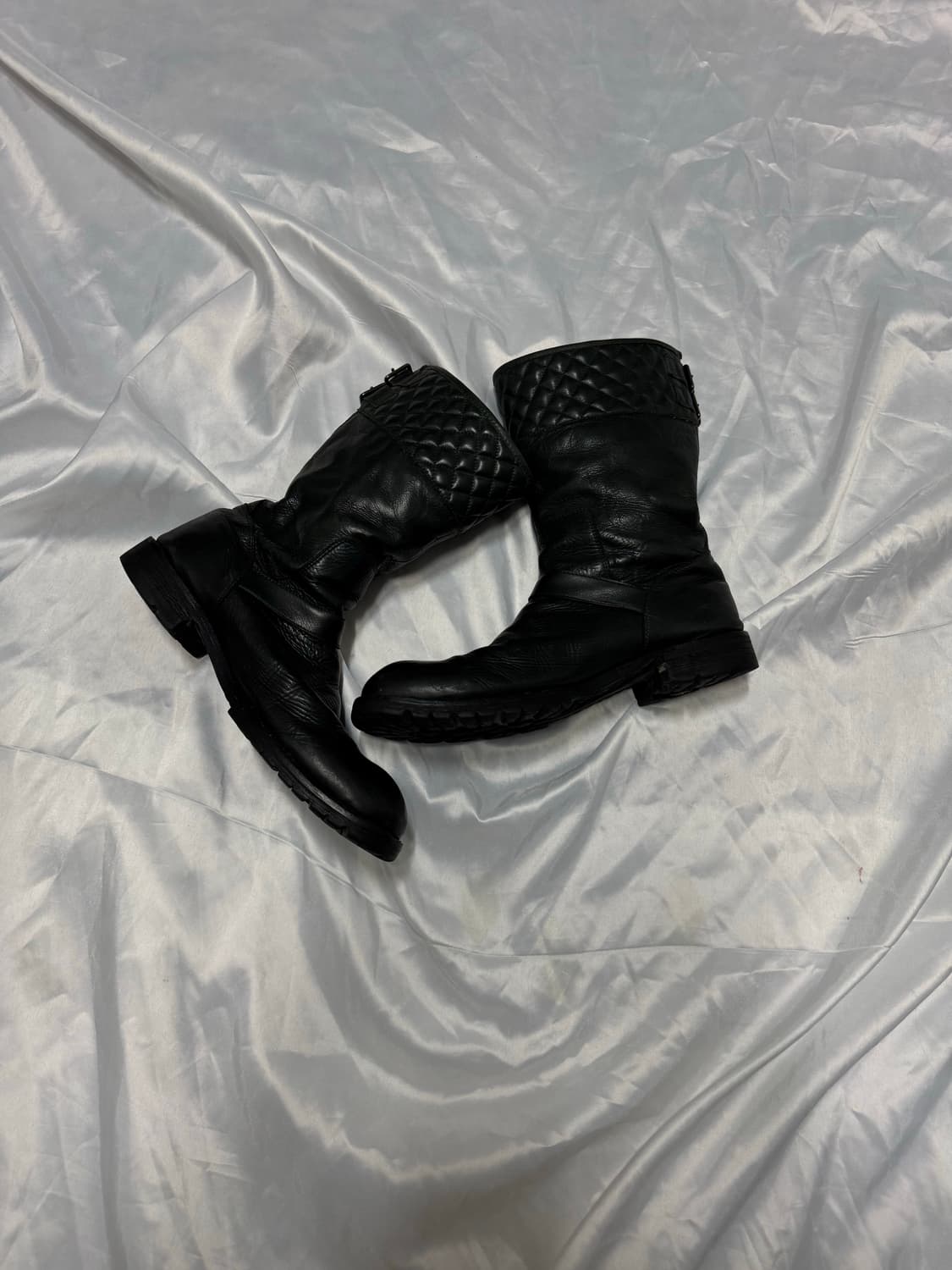 Shellac quilted leather engineered boots 상품이미지1