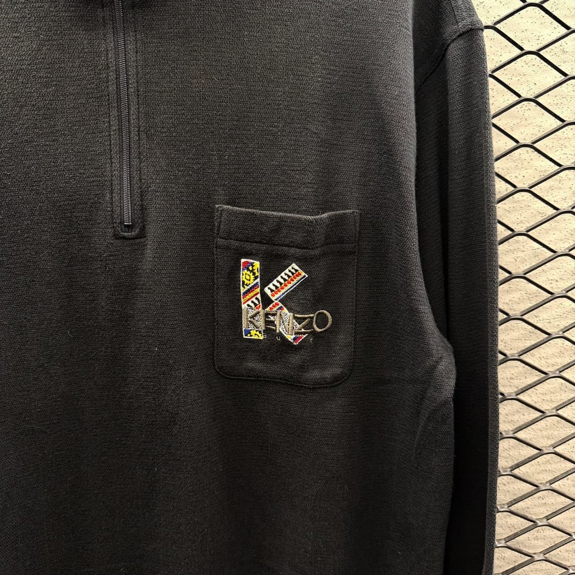 겐조 반집업 니트 포켓 컬러풀 넥카라 자수로고 디테일 블랙 상품이미지6