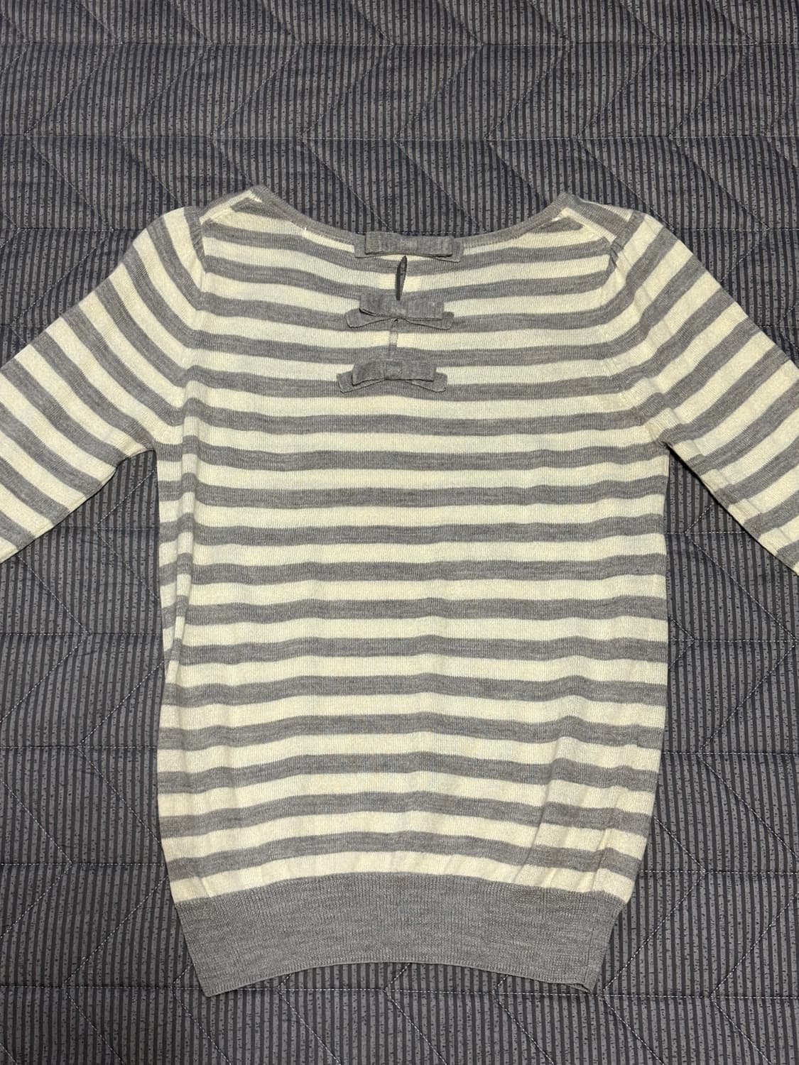 Back ribbon gray stripe knite 상품이미지4