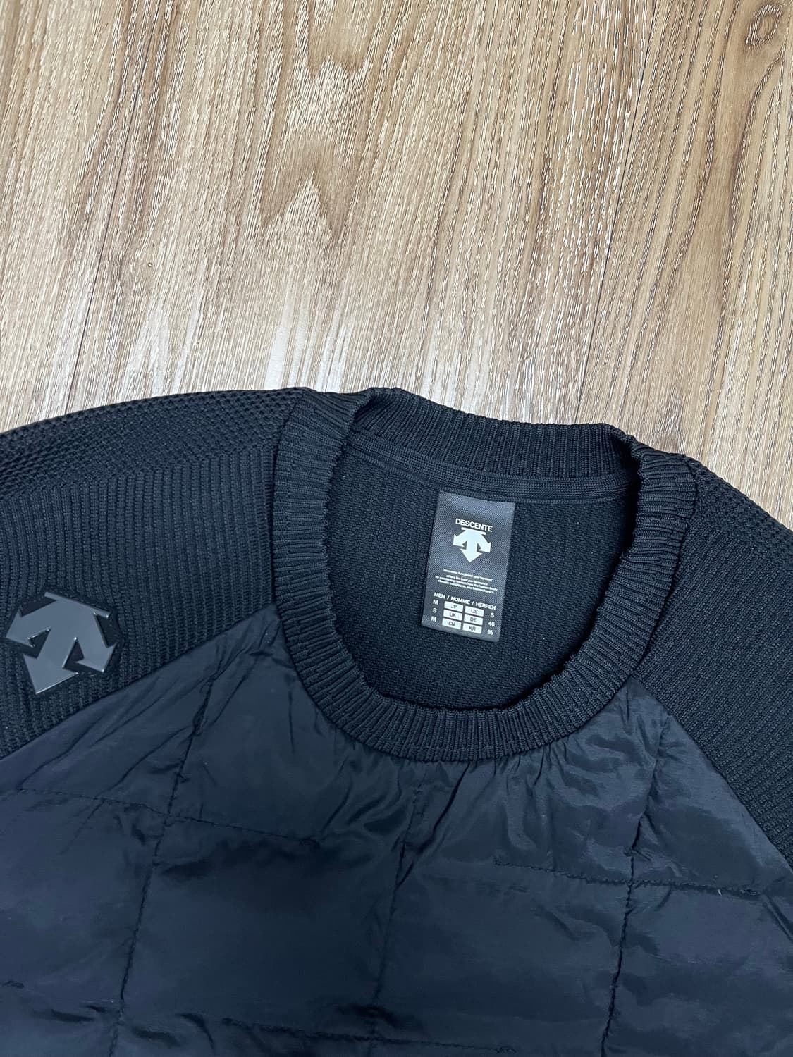 데상트 퓨젼플렉스 하이브리드 맨투맨 M 상품이미지2