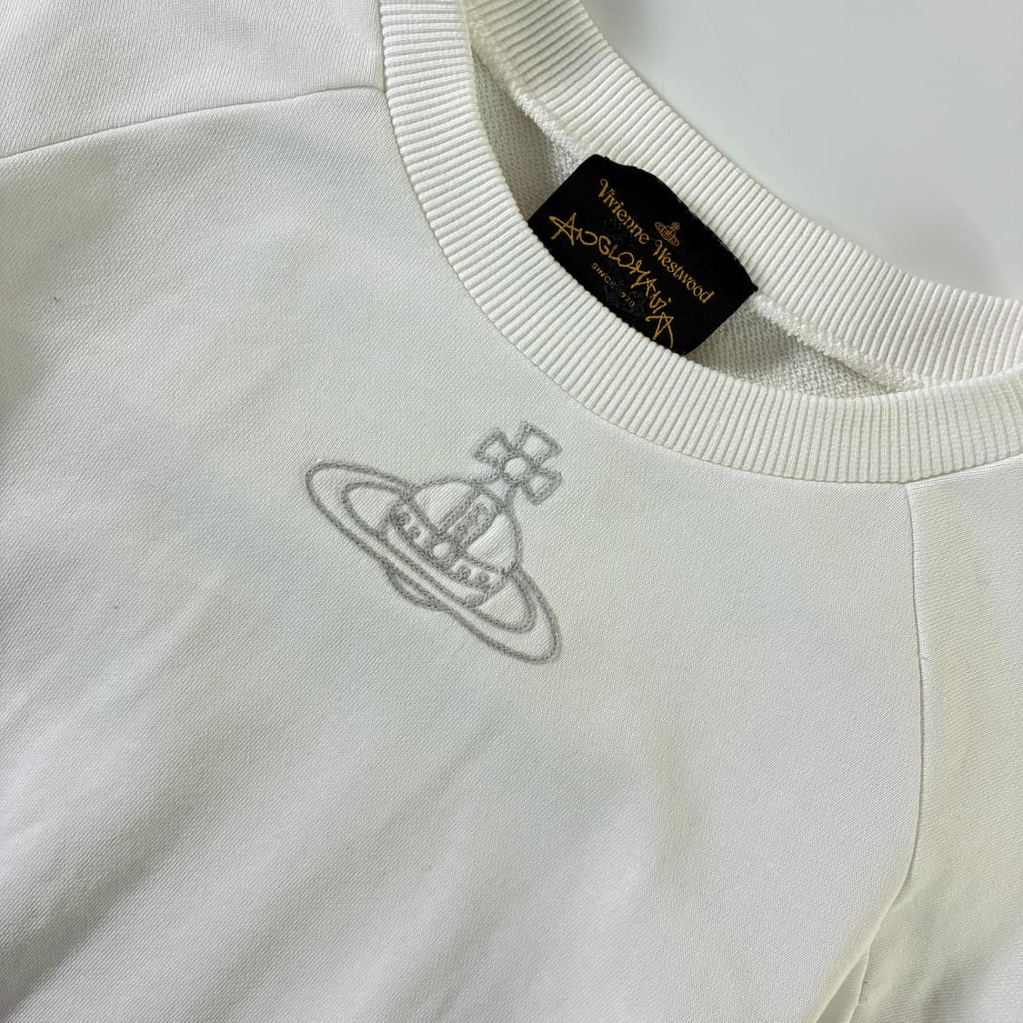 Vivienne Westwood  비비안 웨스트우드 앵글로매니아 맨투맨 상품이미지3